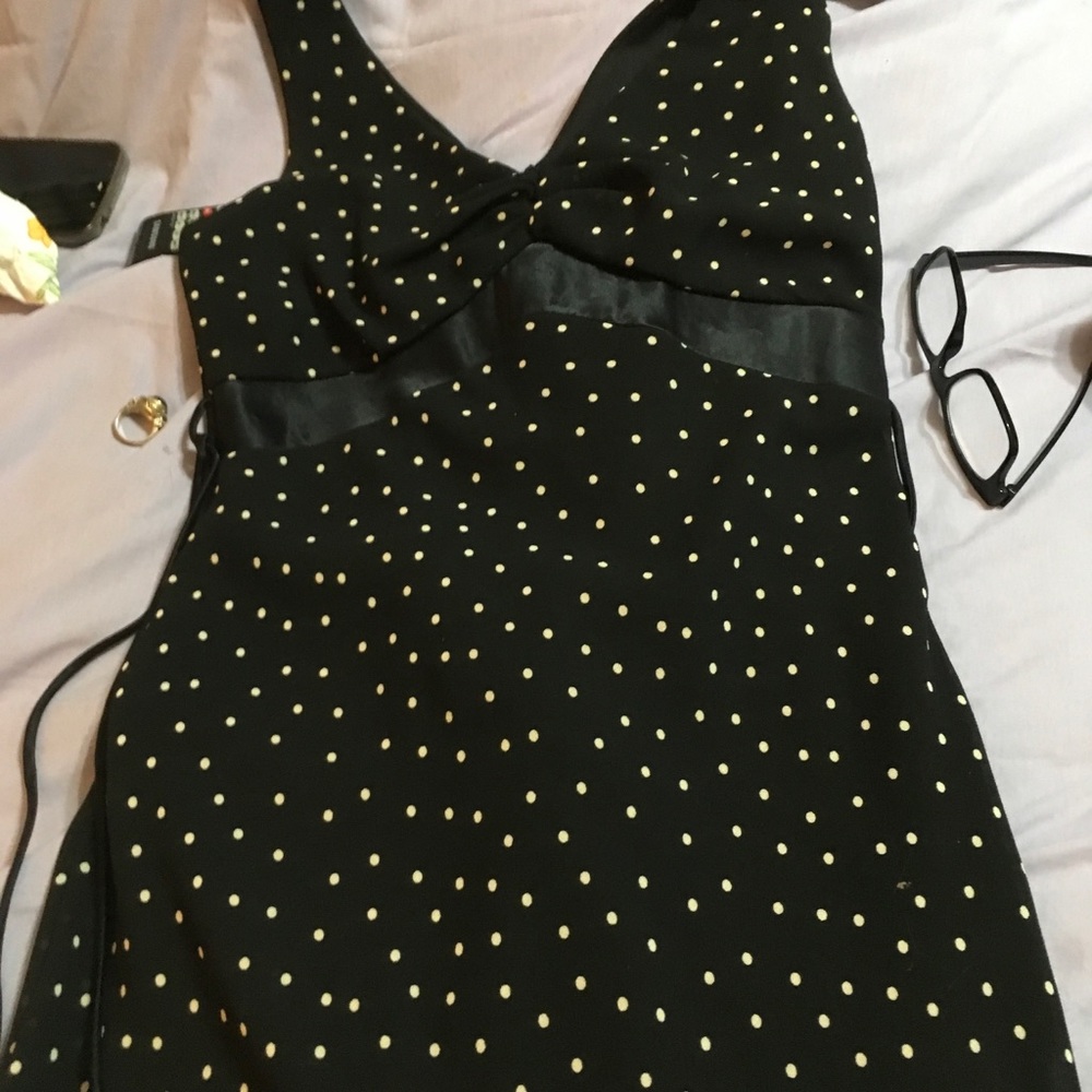 Dress - Picture 3 of 3